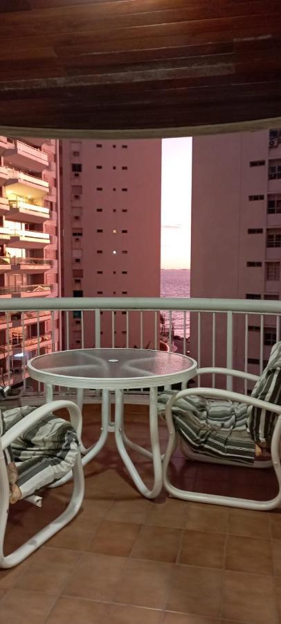 Ape Da Mi - 2 Min Da Praia De Pitangueiras - Guaruja Apartment Luaran gambar